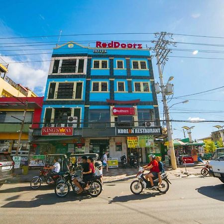 Reddoorz @ Fields Avenue Angeles City Exterior photo