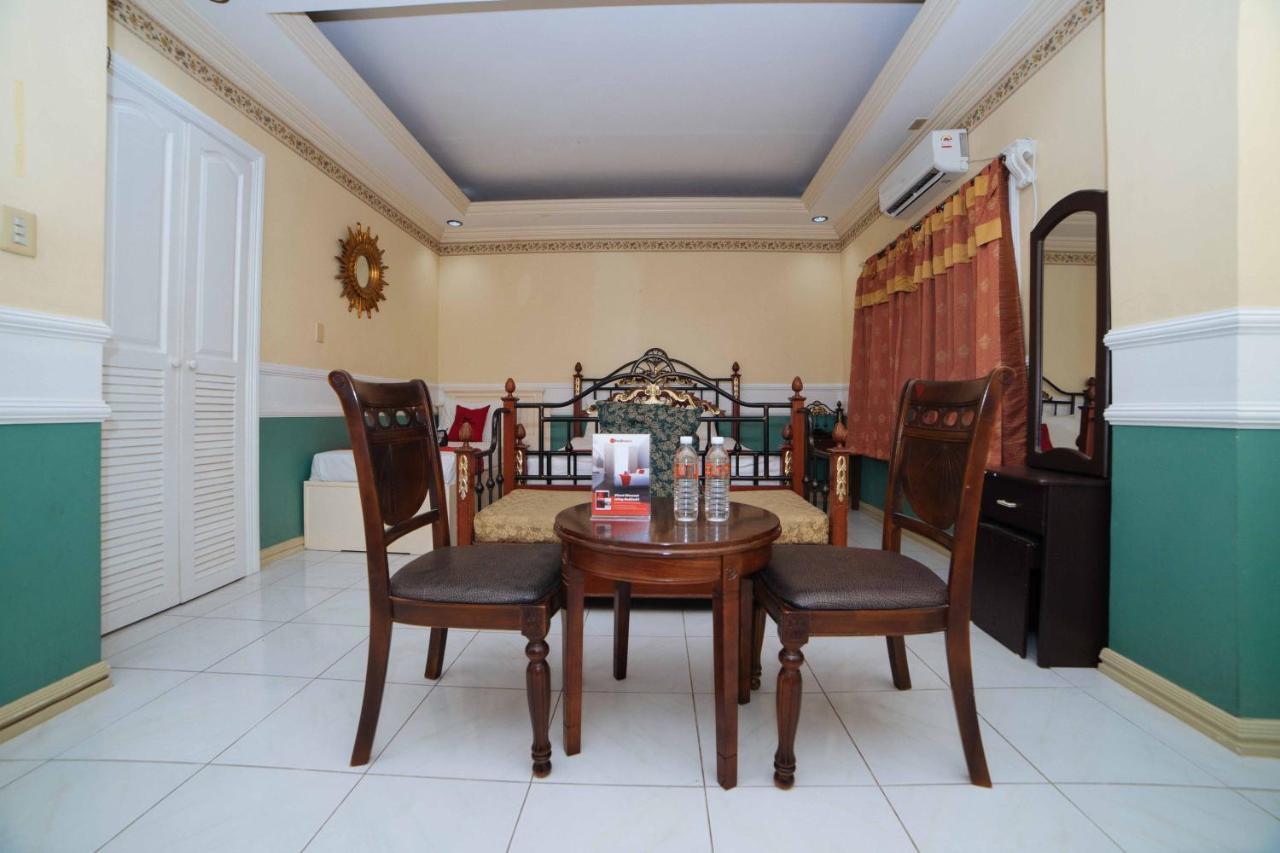 Reddoorz @ Fields Avenue Angeles City Exterior photo