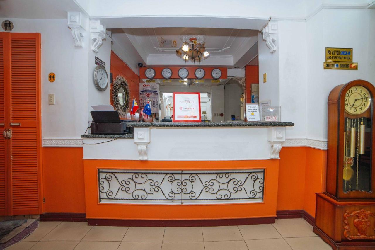 Reddoorz @ Fields Avenue Angeles City Exterior photo